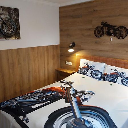 Landhotel Waldschloesschen Mit Gaststube Sohland an der Spree ภายนอก รูปภาพ